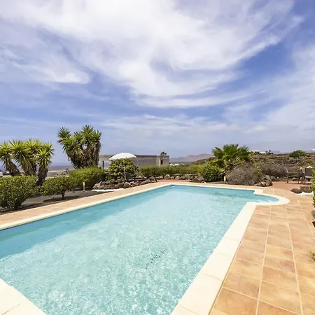 Апартаменты Jaretas - Rural Con Piscina *