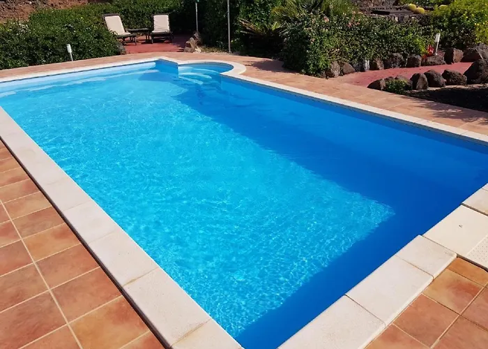 Jaretas - Rural Con Piscina דירה